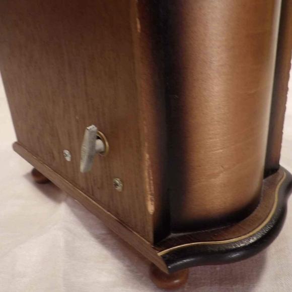 Vintage Jewelry Music Box with 3 drawers 7.5" - Picture 7 of 9